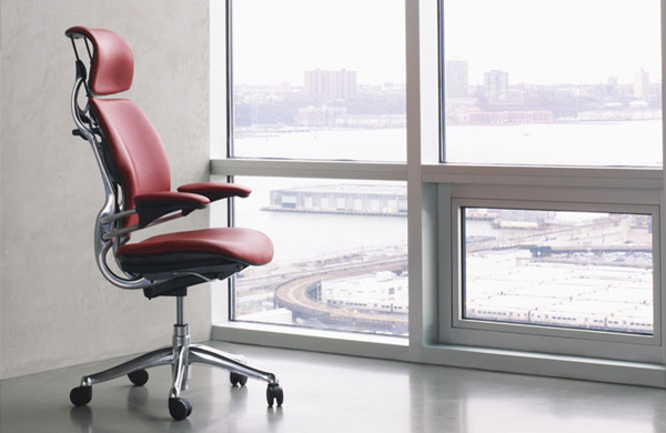 Humanscale Freedom Chair with Headrest